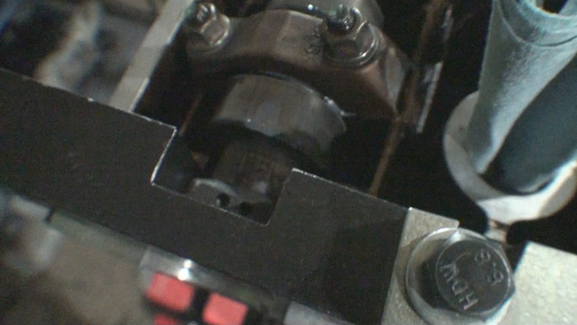 Holes on back of camshaft pointing up in cam locks