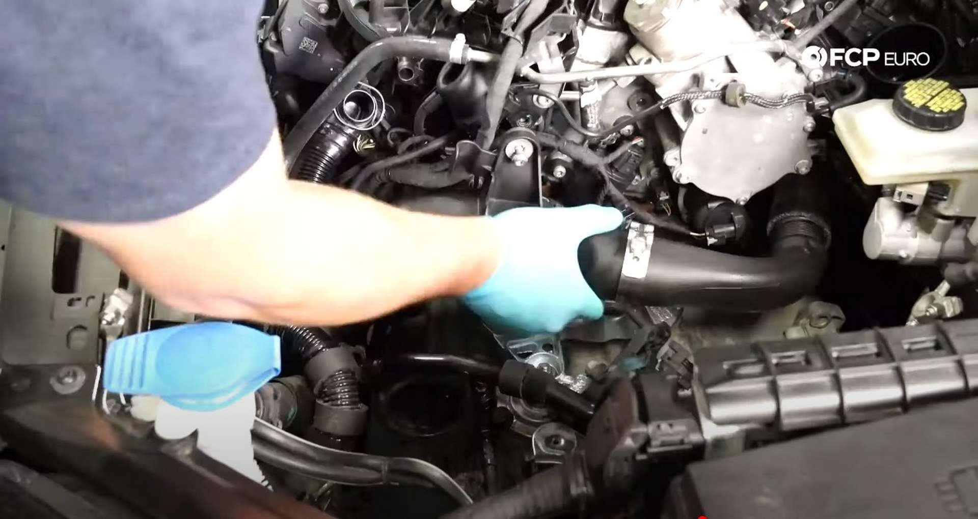 60-DIY_VW_GTI_Clutch-Job-Reinstalling-Starter