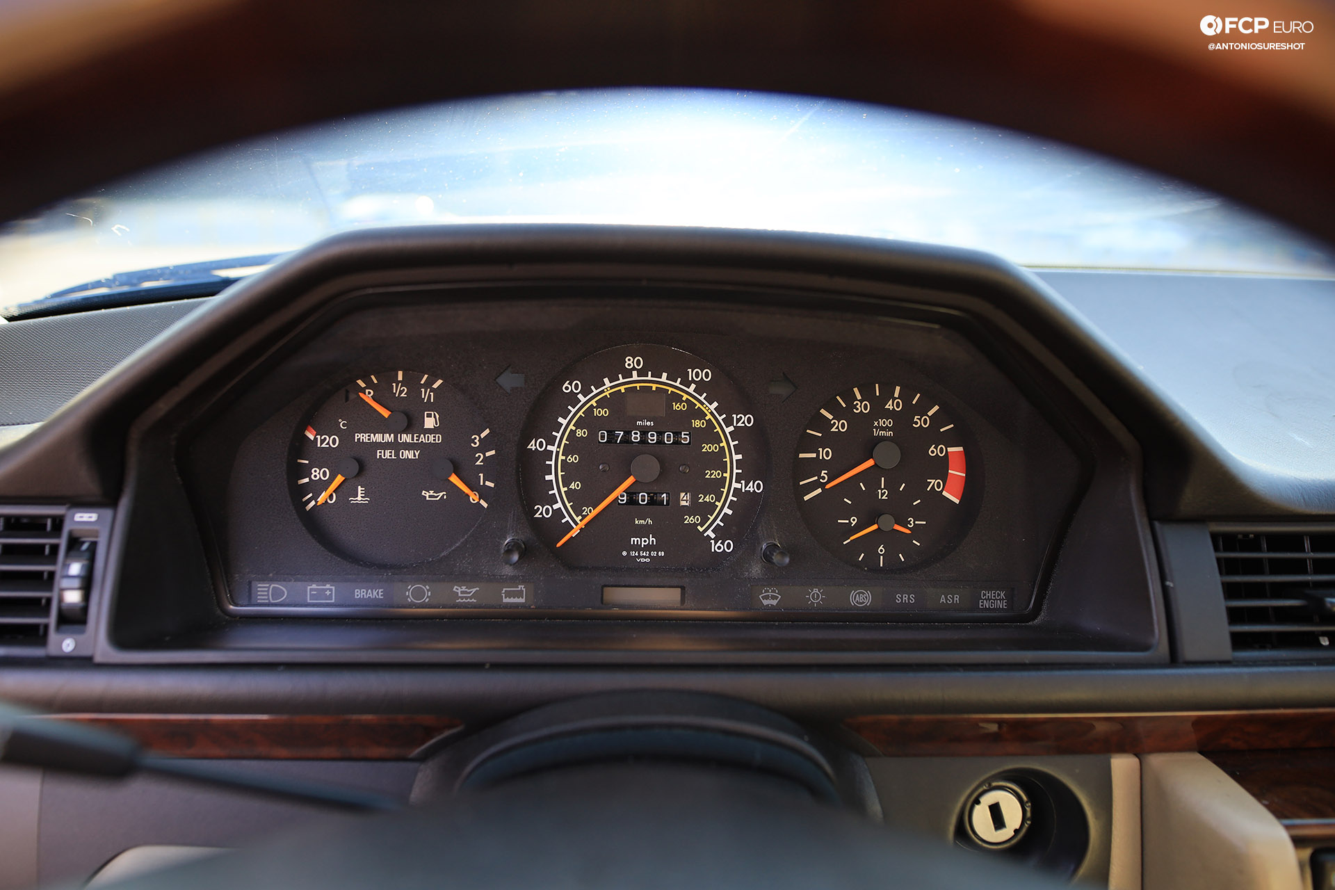 Mercedes Benz Porsche 500E EOSR7917