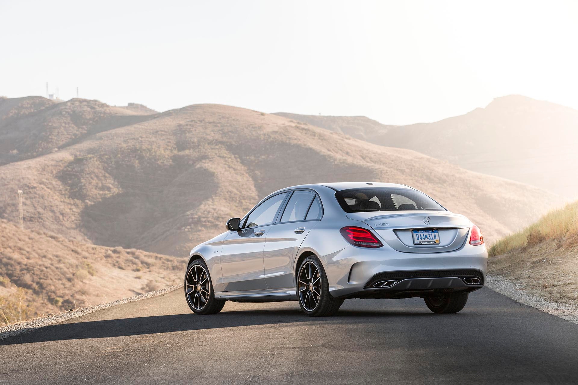 04_Mercedes-Benz C450 AMG 4MATIC rear