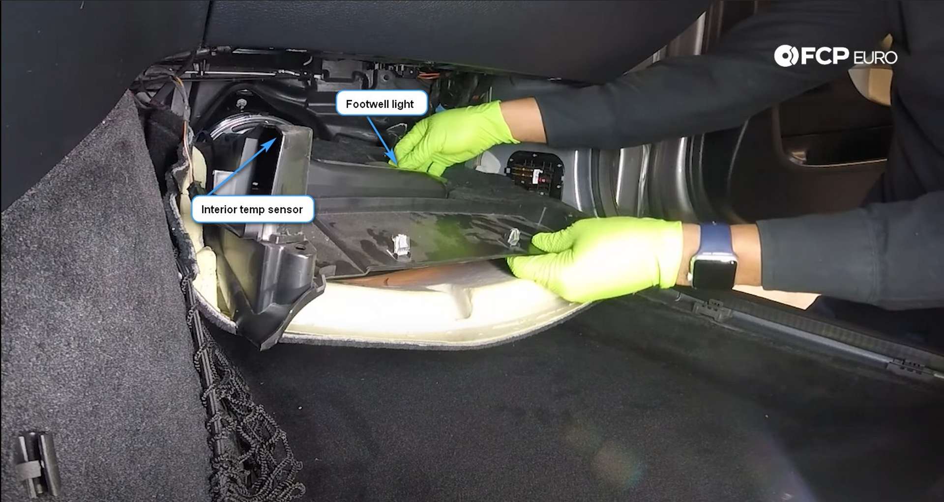 04-DIY-Mercedes-W205-Aux-Battery-Replacement_Exposing-Battery