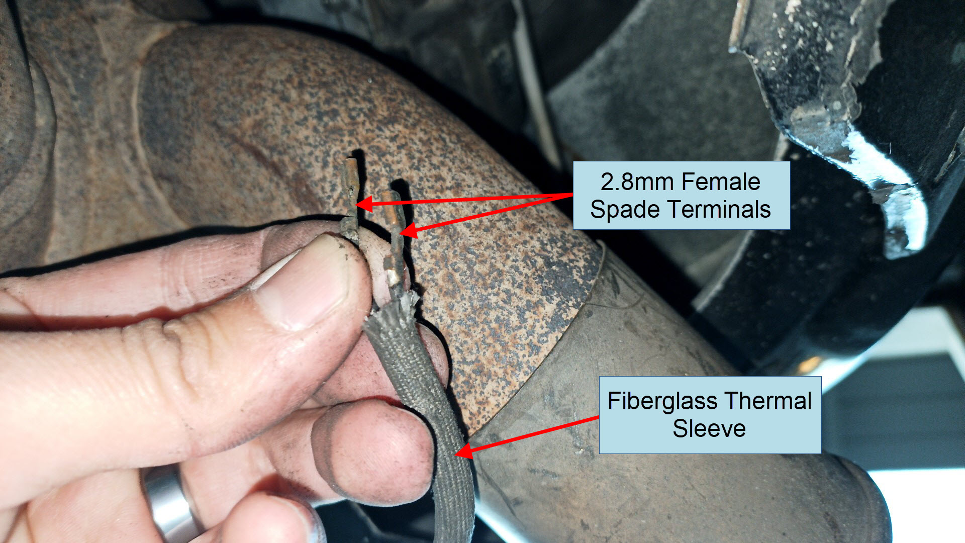Air-cooled Porsche 911 license plate light wiring