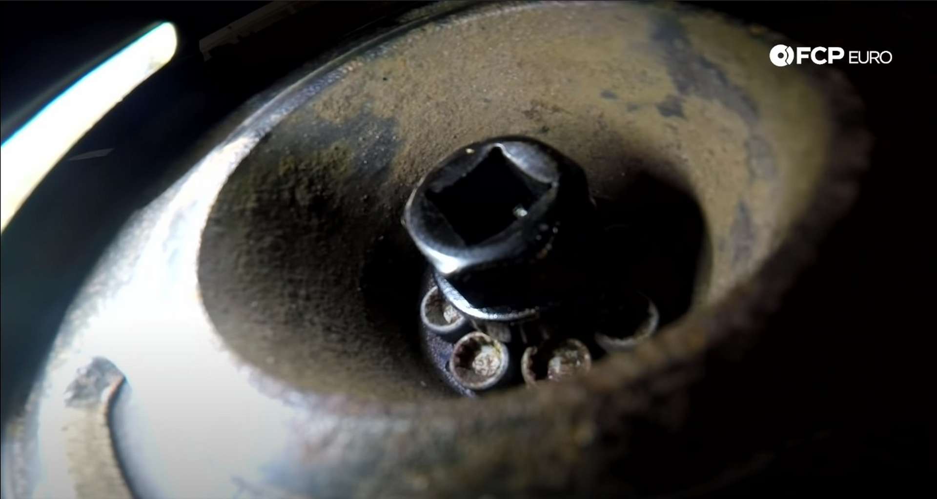 DIY Audi 3.0t Walnut Blasting Intake Valves unbolting the last intake manifold