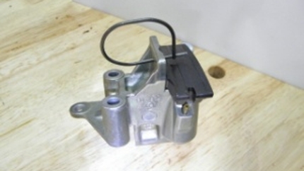 E36 BMW M3 Upper Secondary Chain Tensioner Replacement