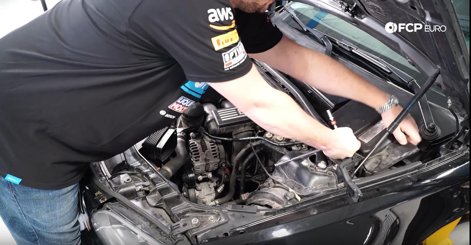 BMW Steering Rack Cowl side panel Removal