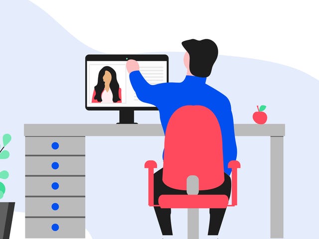 Man learning with Berlitz Flex