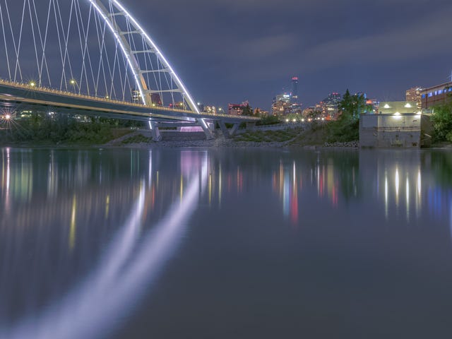 Edmonton_night_pic.jpg