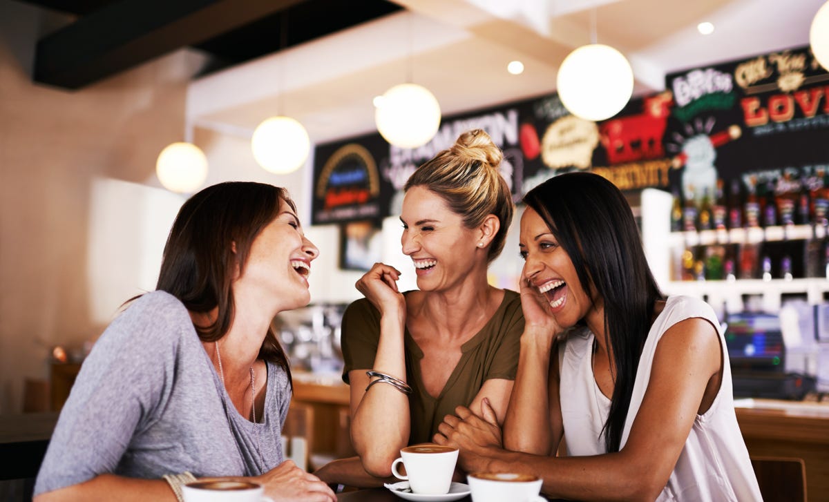 women speaking in english after their beginner classes
