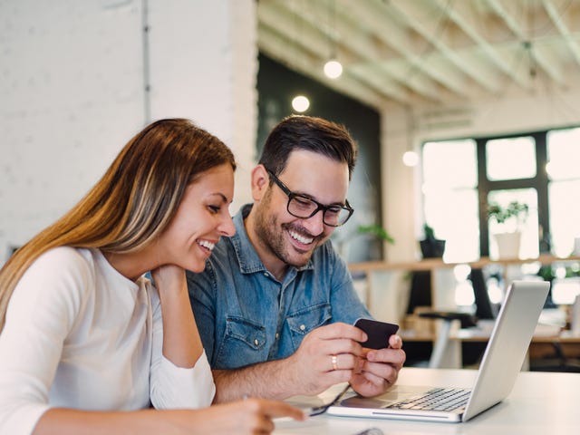 couple learning business english online