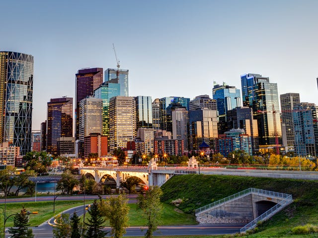 Canada_Calgary_iStock-618441064.jpg