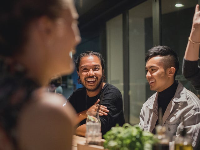 friends attending french classes in toronto