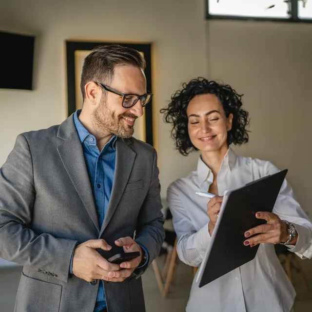 Man attending a professional English coaching for businessmen with Berlitz Canada