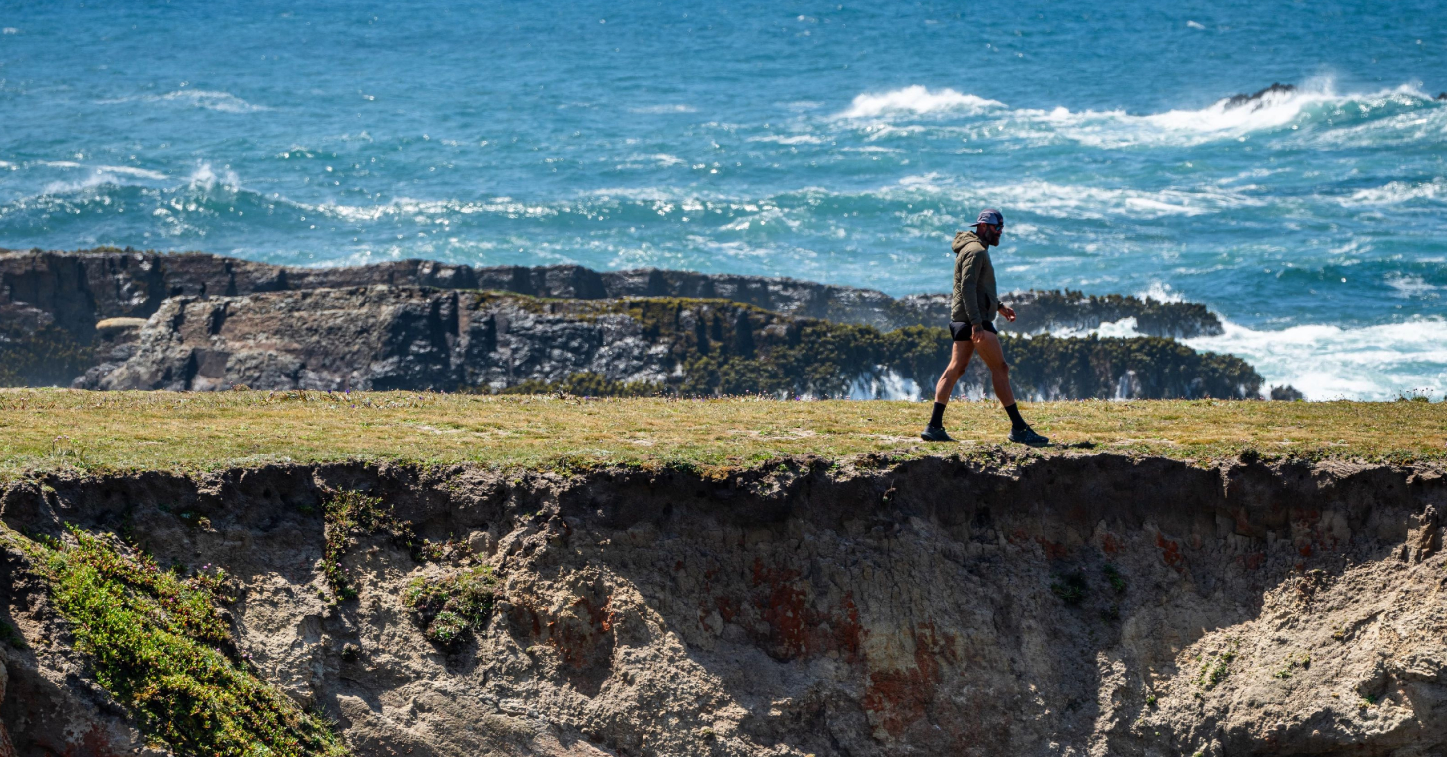 Walk and run along the California Coast cliffs with Tommy Rivs in Joy of Running Part 2. Available now on iFIT.