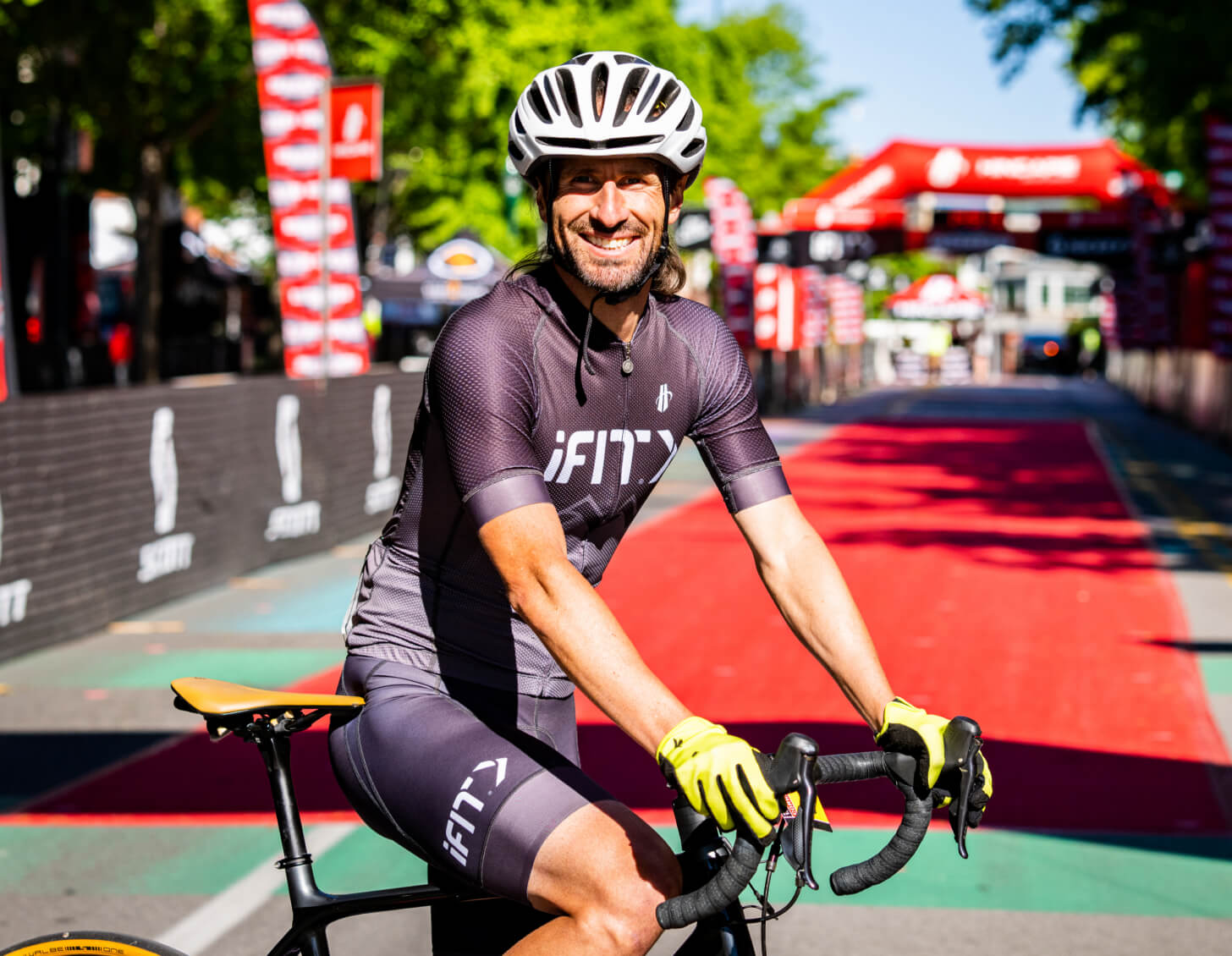 iFIT Trainer - Casey Zaugg iFIT Trainer Casey Zaugg