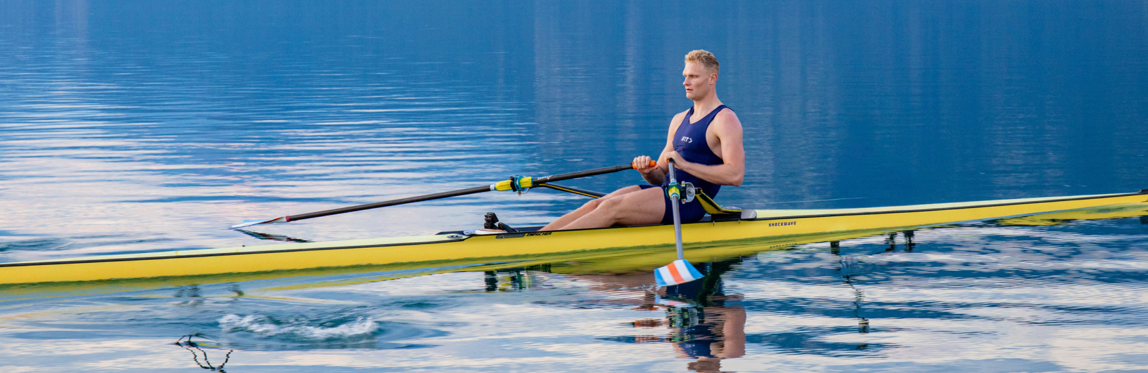 iFIT | Rowing Workouts for Beginners | Lake Lucerne with Olli Zeidler ...
