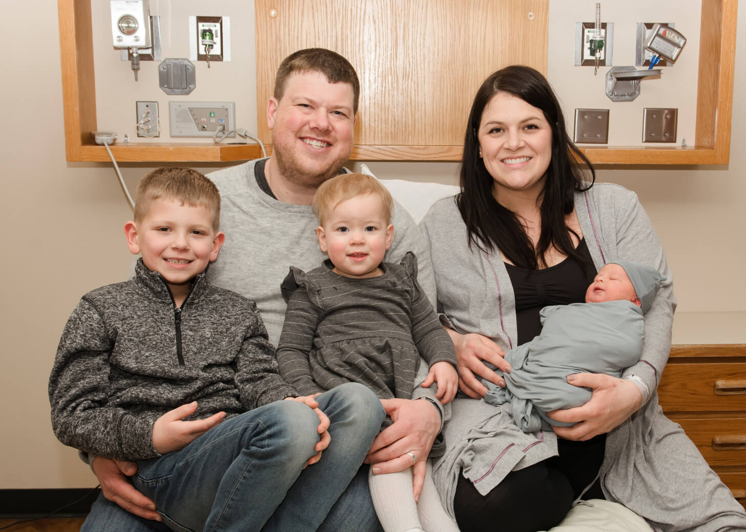 iFIT Member Amanda Hoffer and her family