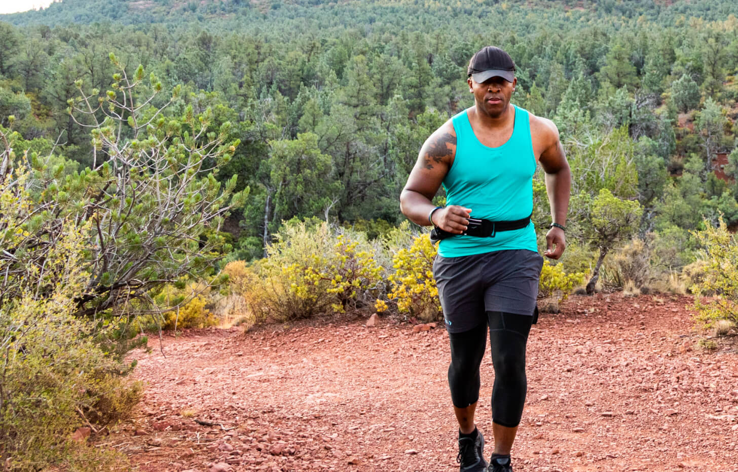 iFIT Trainer Coach Pain leads a HIIT workout iFIT Trainer Coach Pain leads a HIIT class