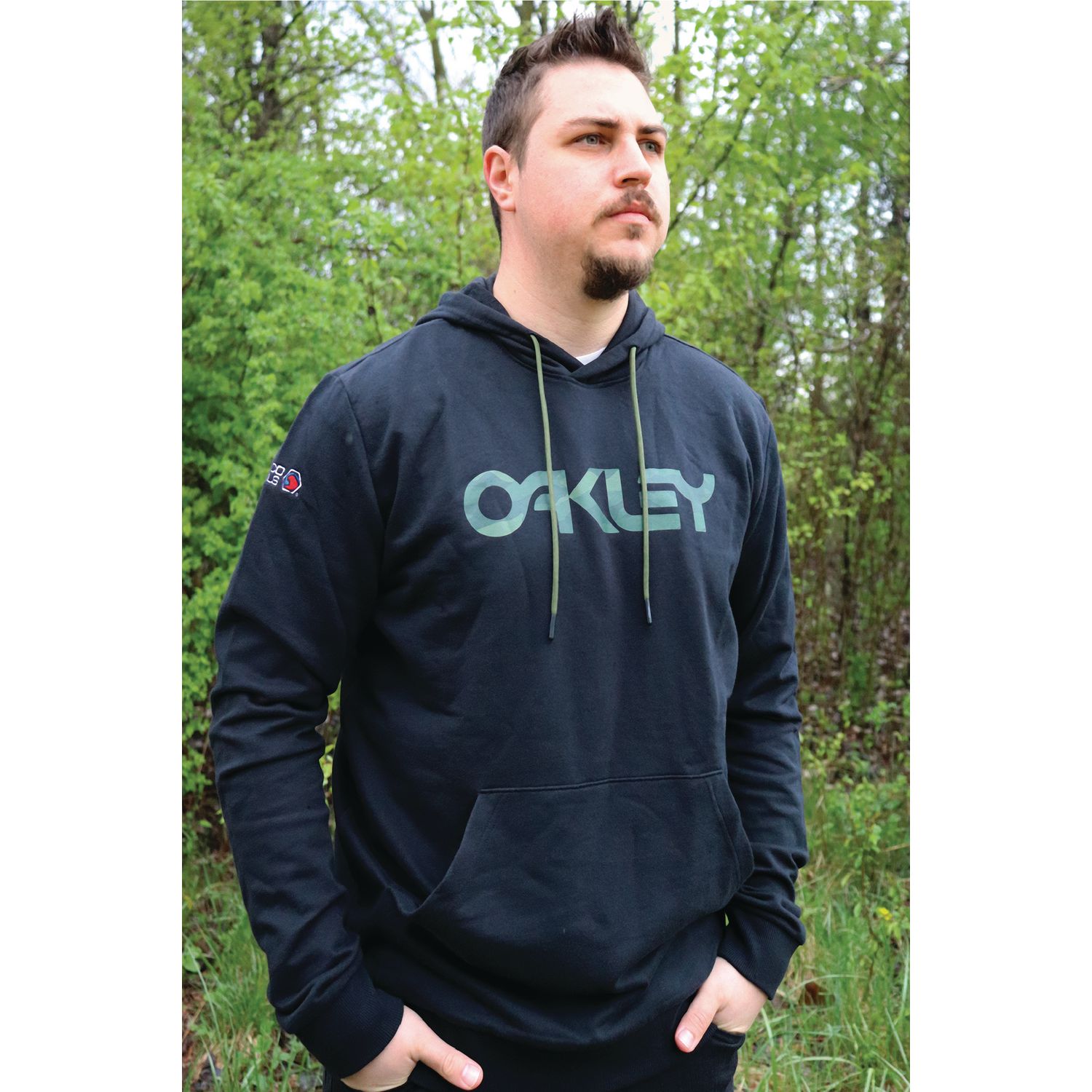 Oakley pullover online