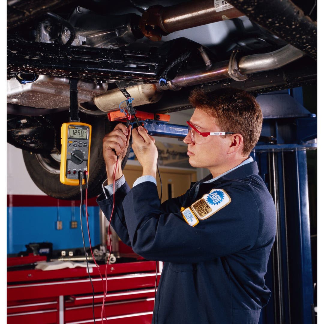 DIGITAL MULTIMETER MD885 Matco Tools