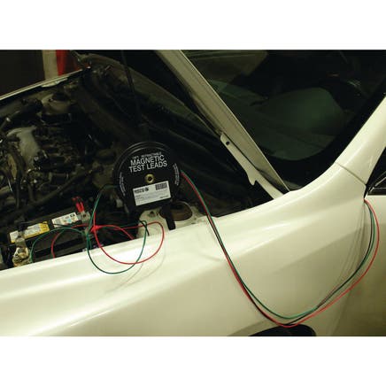 3 LEAD X 10' RETRACTABLE LEAD WITH MAGNET