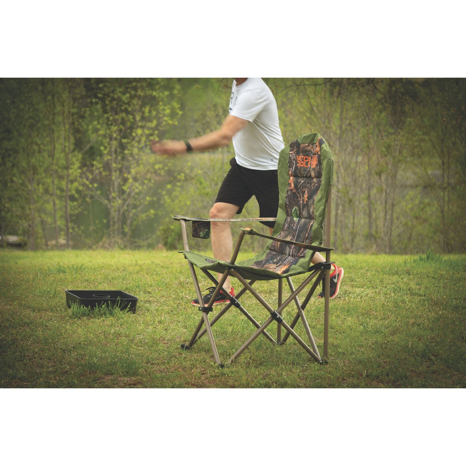 HEAVY-DUTY PADDED FOLDING CAMP CHAIR MTCHDCHAIR | Matco Tools