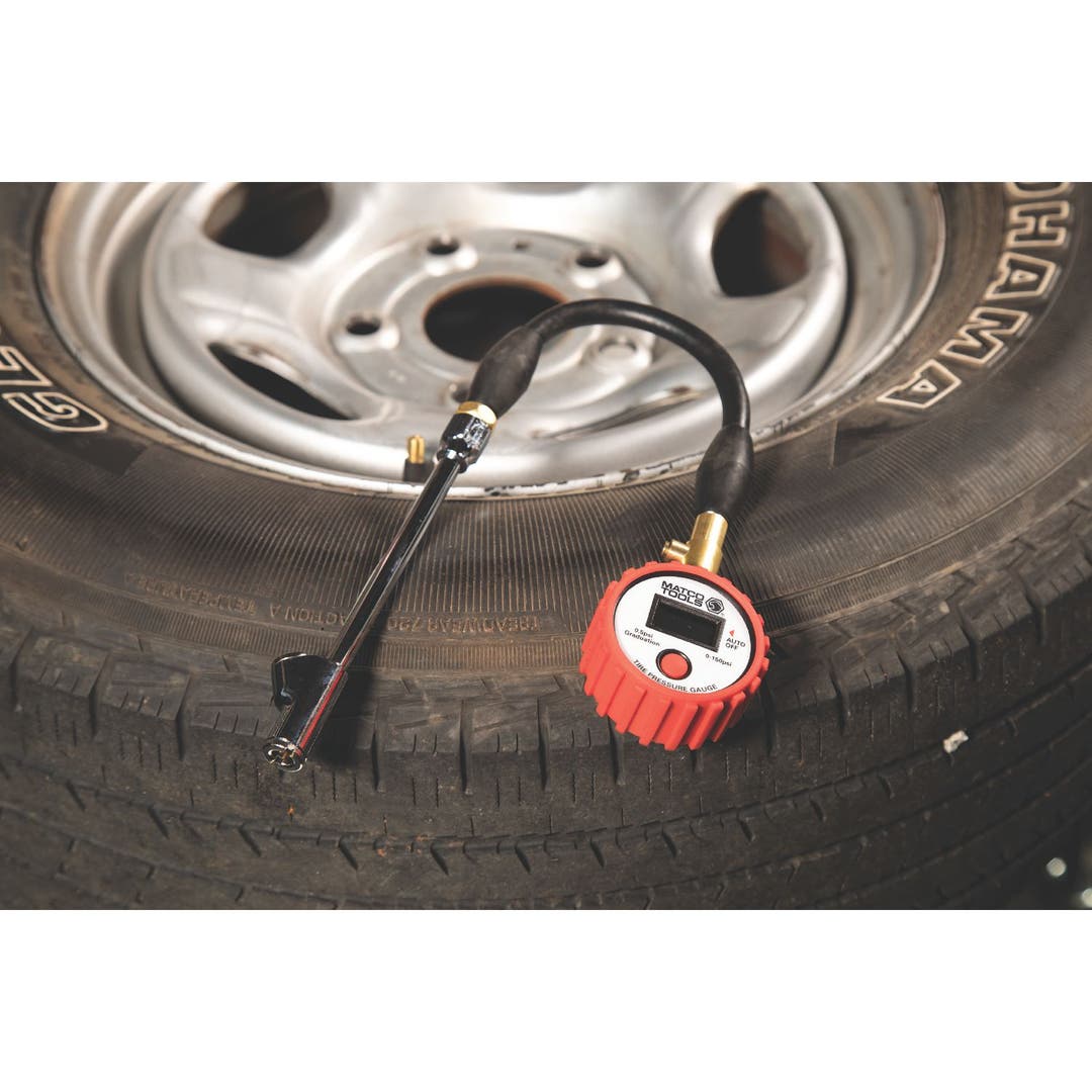 DIGITAL PRESSURE GAUGE WITH HOSE DT150 Matco Tools