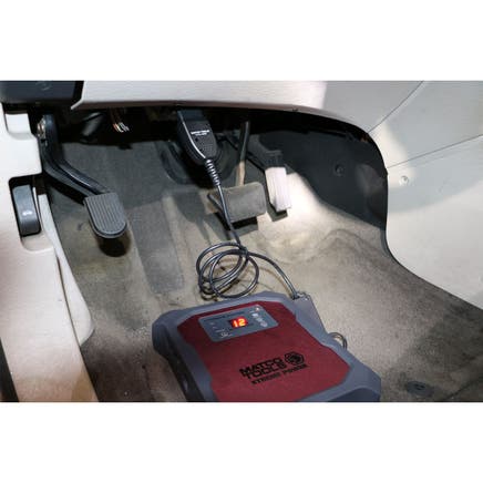 OBDII MEMORY SAVER FOR MINIJUMP2 & VERSAPRO2 CHARGERS/JUMPSTARTERS
