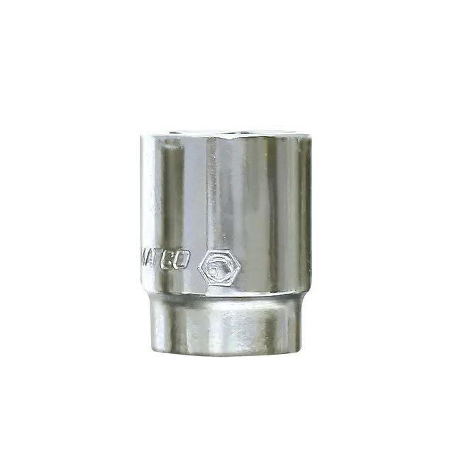 1/2" DRIVE 1-1/4" SAE 12 POINT CHROME SOCKET