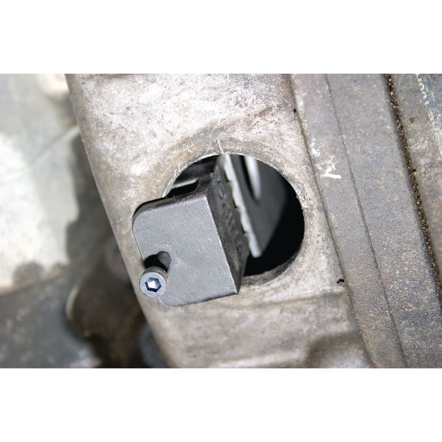 DURAMAX FLYWHEEL HOLDER AND SOCKET DFH221 Matco Tools