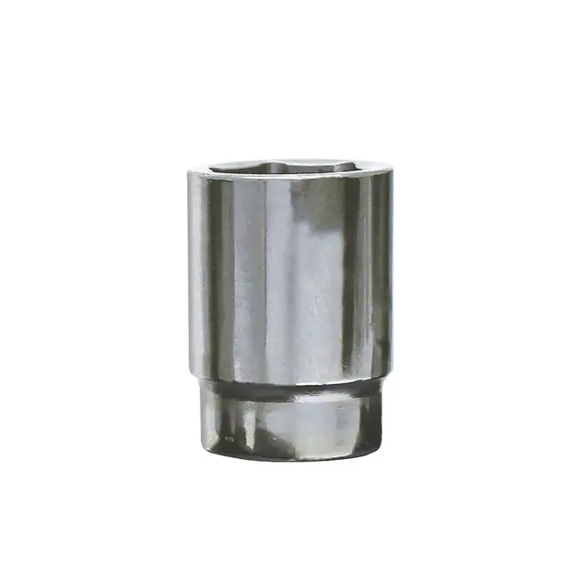1/2" DRIVE 1-1/8" SAE 6 POINT CHROME SOCKET