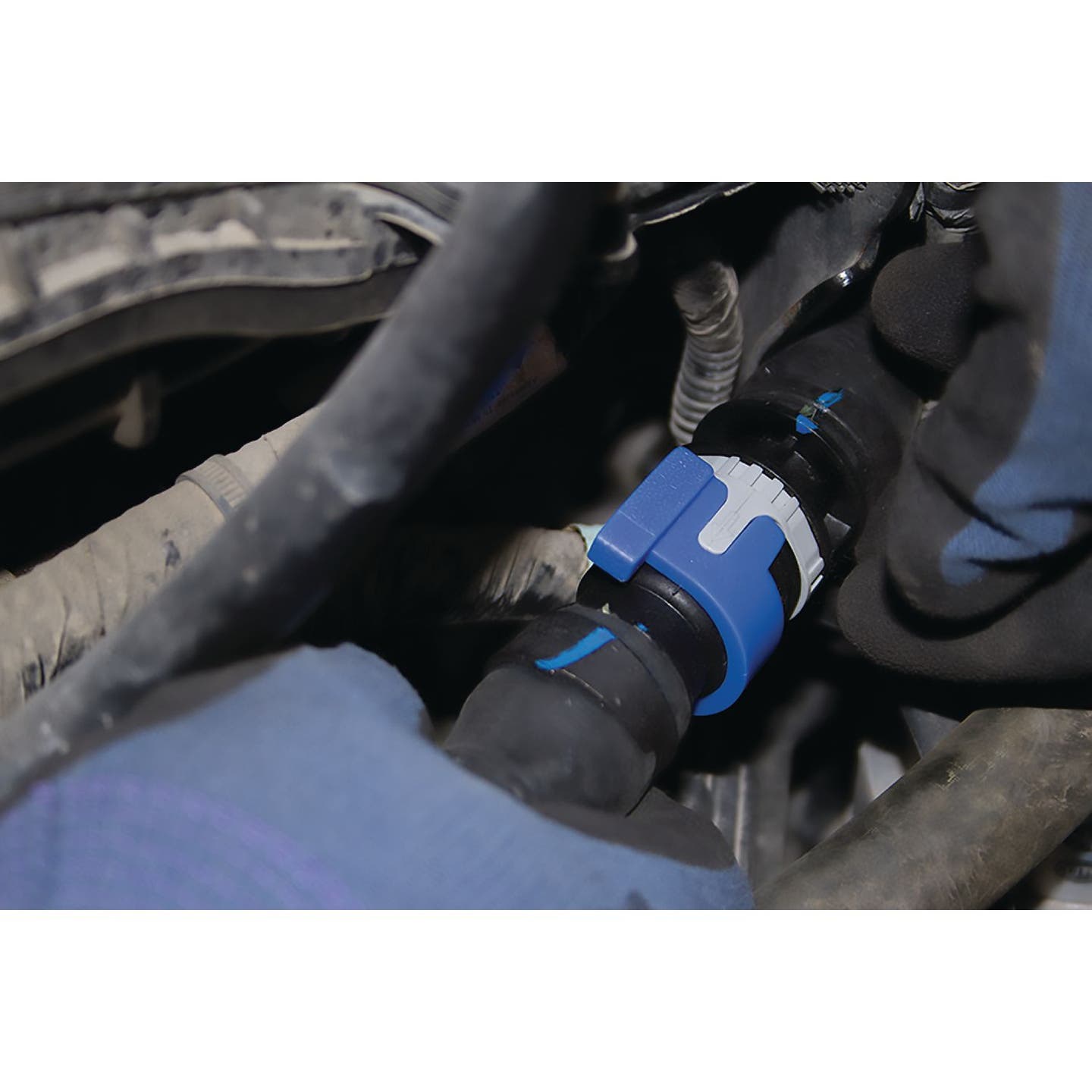HEATER HOSE DISCONNECT FOR FORD