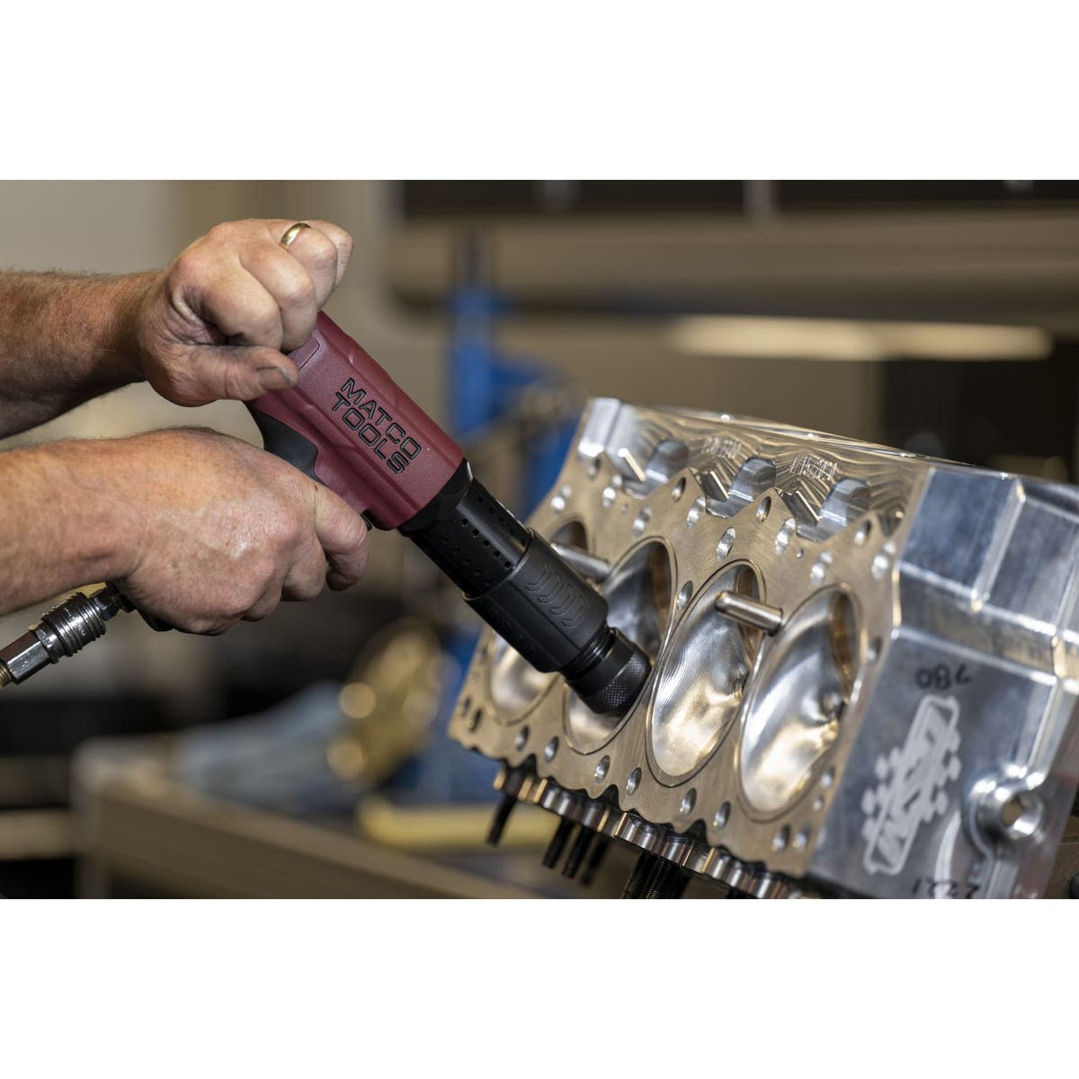 LONG BARREL PNEUMATIC AIR HAMMER KIT BURGUNDY MT2916K Matco Tools