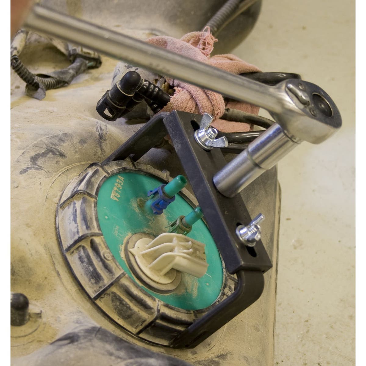 FUEL TANK LOCKING RING TOOL FTR630 Matco Tools