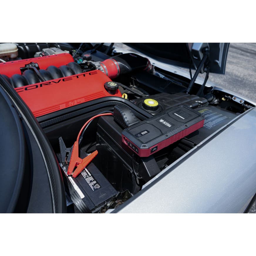 3,000 AMP PORTABLE POWER SOURCE WITH JUMP START FUNCTION VERSAPRO3