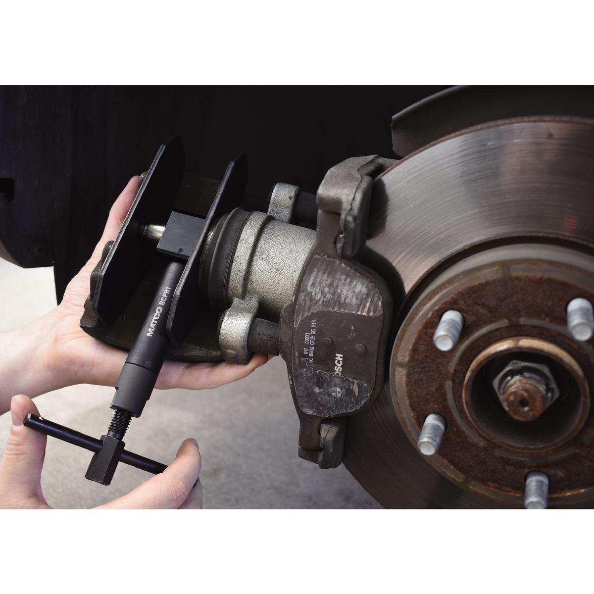 HYDRAULIC BRAKE CALIPER PRESS BCPH1 Matco Tools