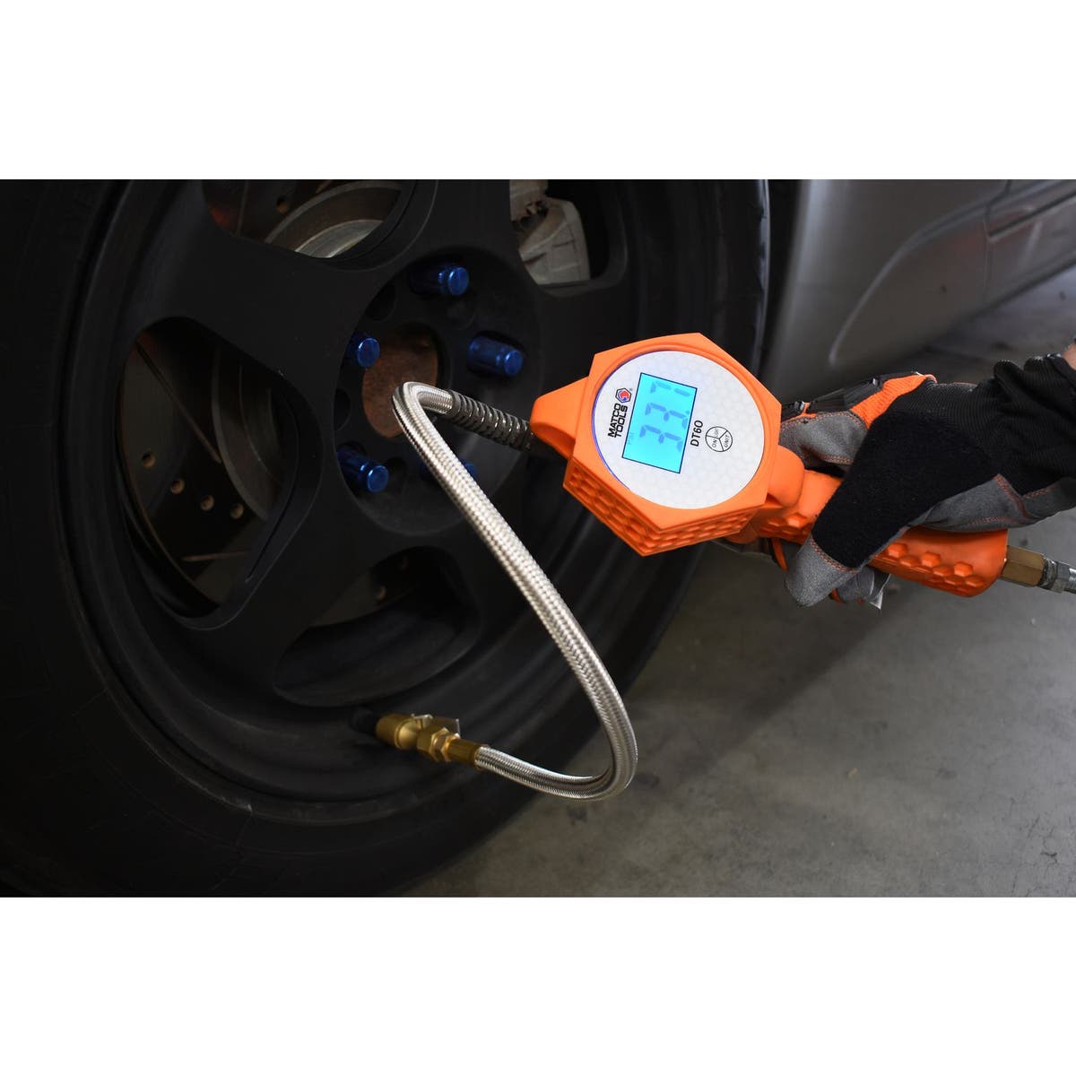 DIGITAL TIRE INFLATOR ORANGE DT6O Matco Tools