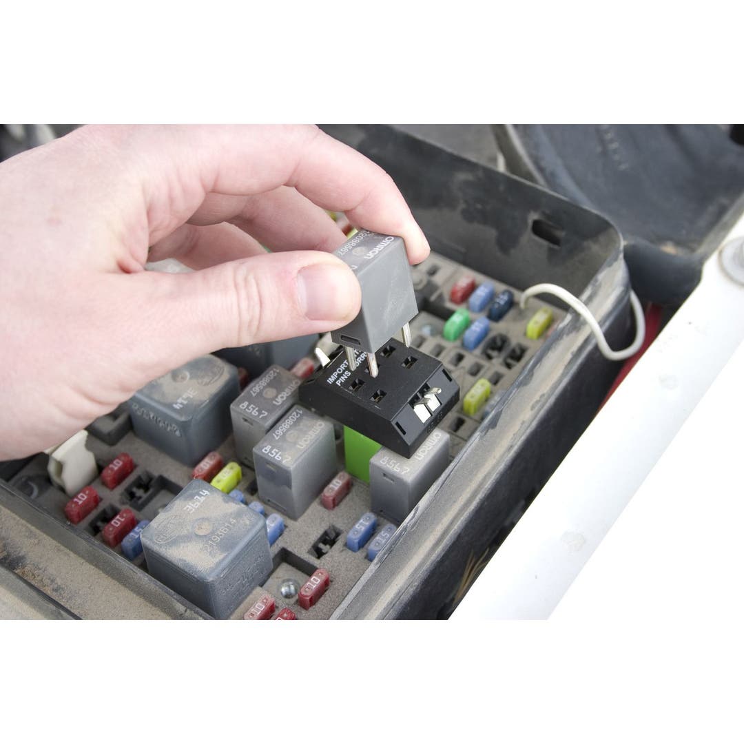 MASTER RELAY KIT WITH TERMINAL LEADS RTK825 Matco Tools