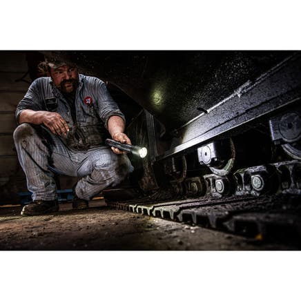 3500 LUMENS XP18R RECHARGEABLE FLASHLIGHT-BLACK