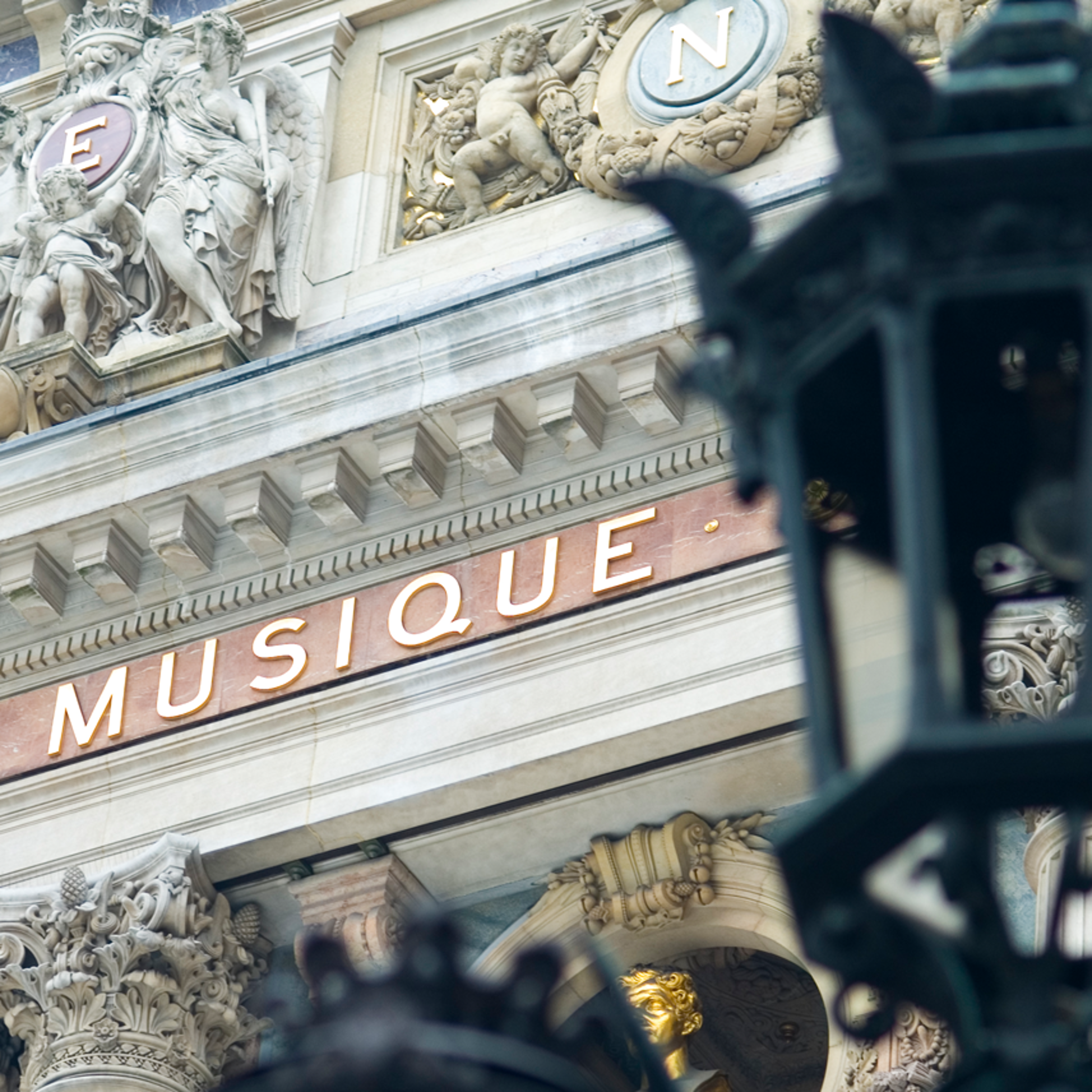Paris, Opera