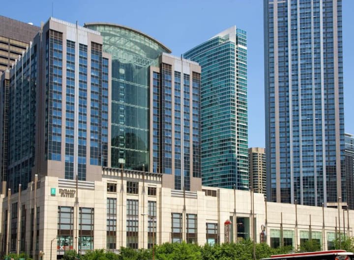 Chicago, Embassy Suites