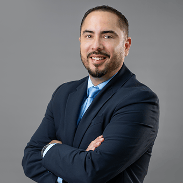 Gezer Molina