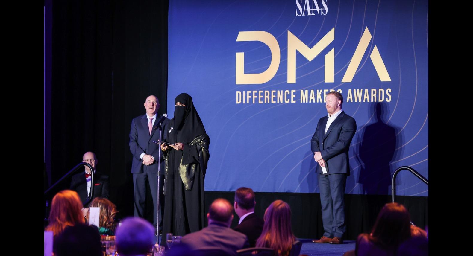 (photo credit: Jon Fleming): https://www.jonflemingphotography.com/