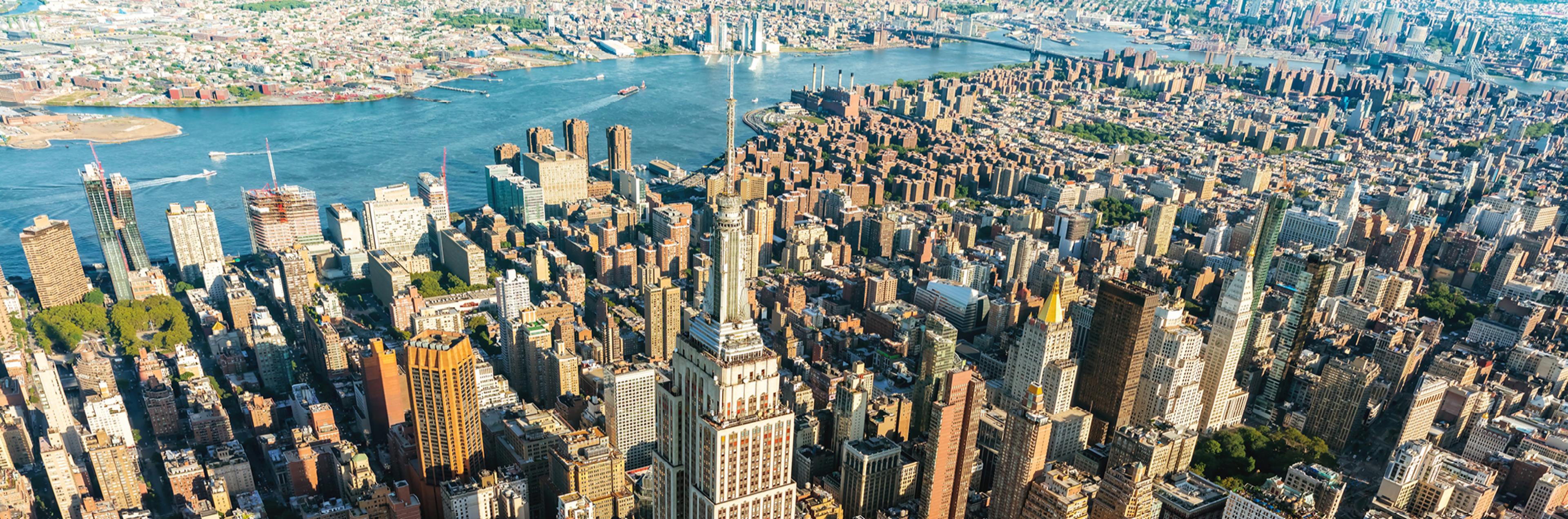 New York: Manhattan with Empire State Building
