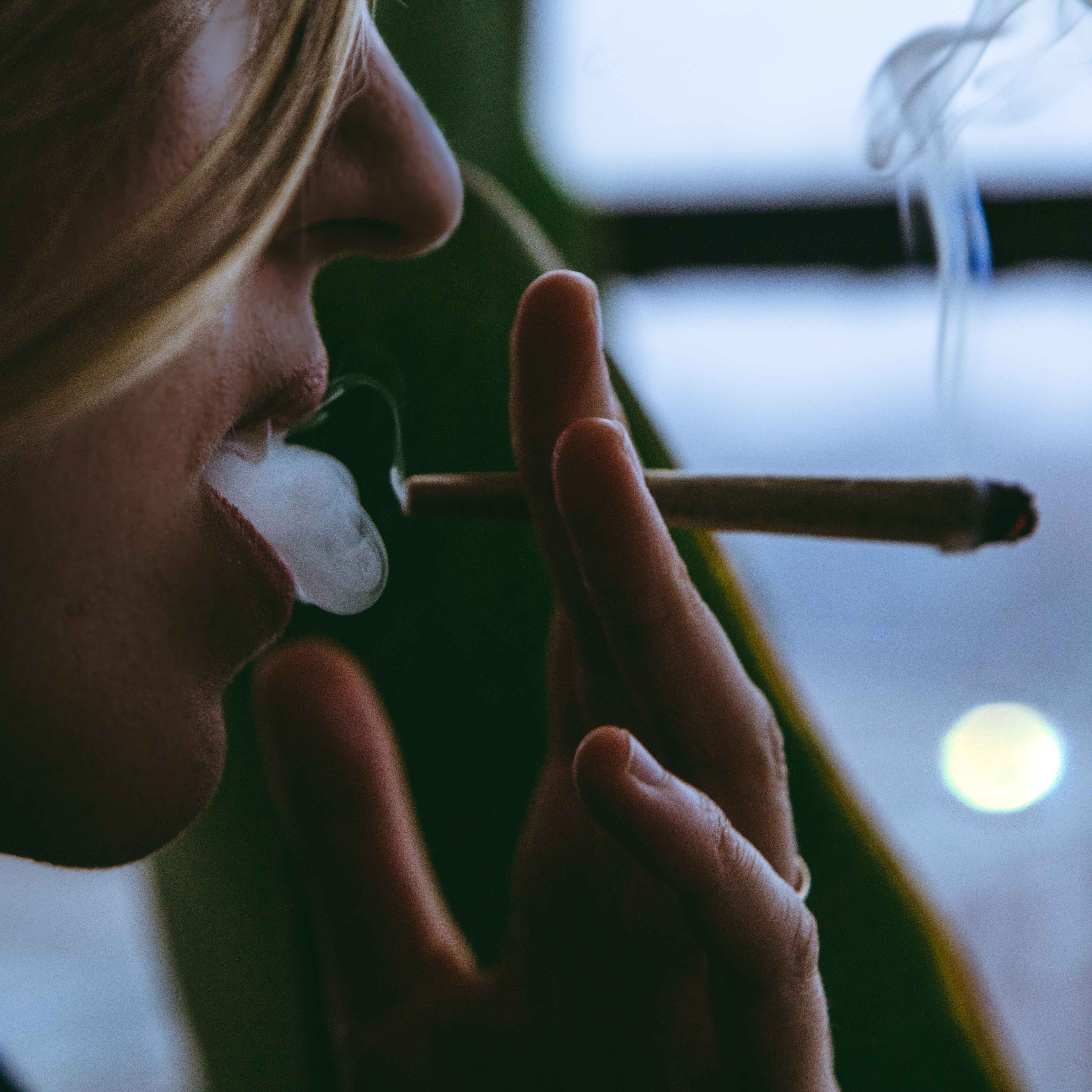 Moon Child Hash Roll 0.7g, 3 of 3