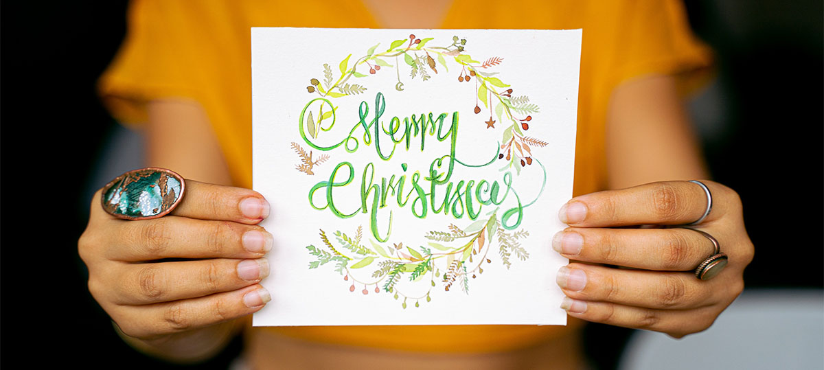 Write a memorable and perfectly-worded Happy Holidays message in English.