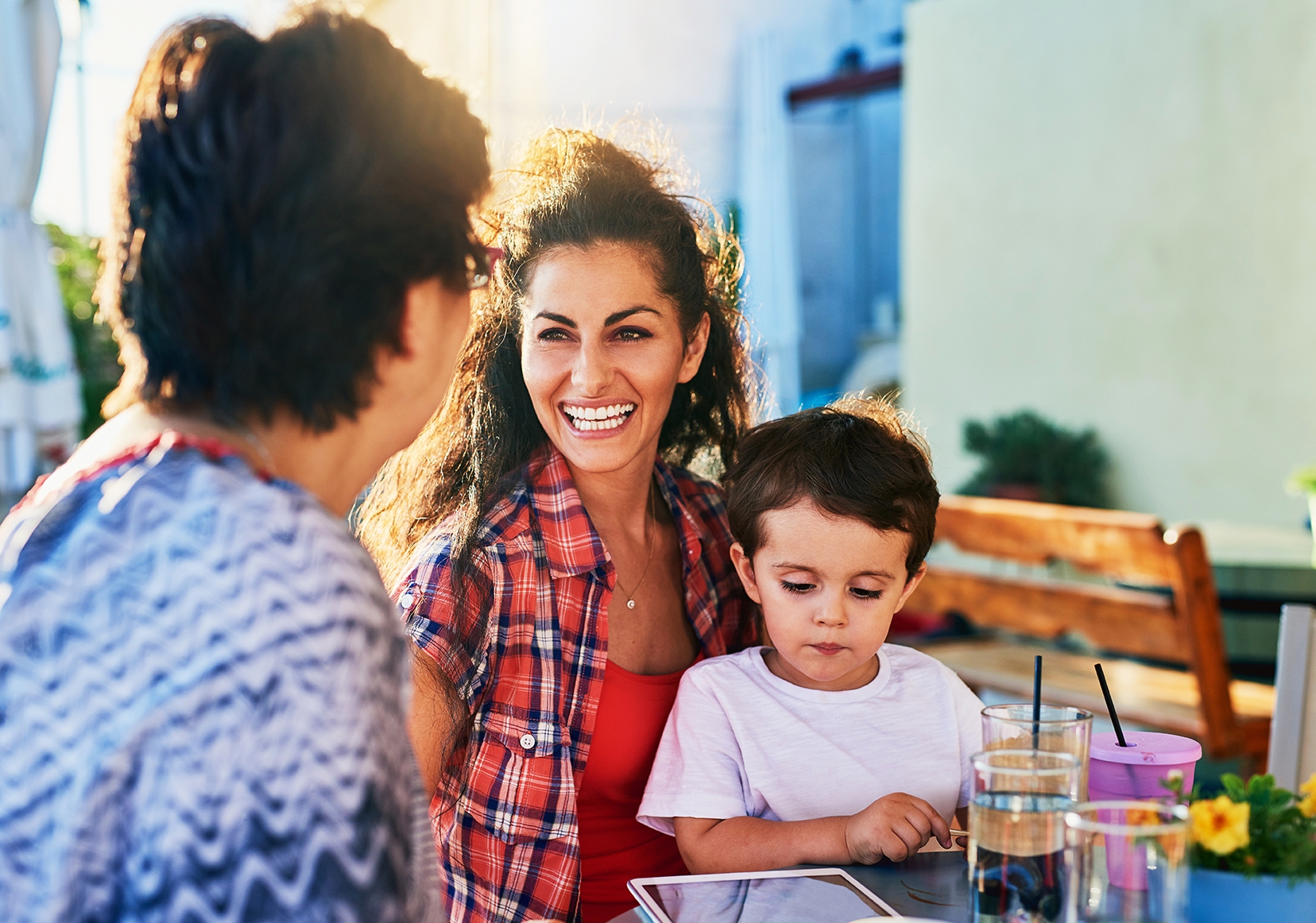 Women learning Spanish slang through practice.