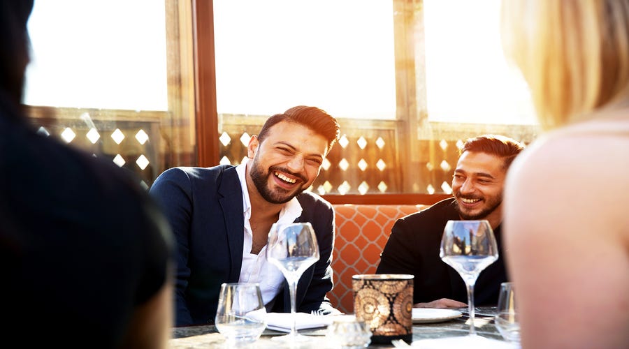 16 Funny Spanish Phrases to Use in Everyday Conversation