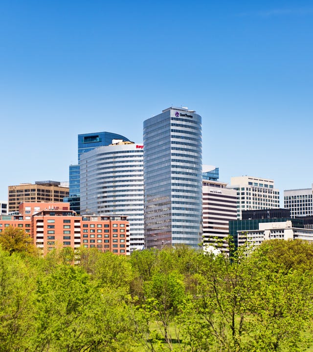 Tysons_corner.jpg