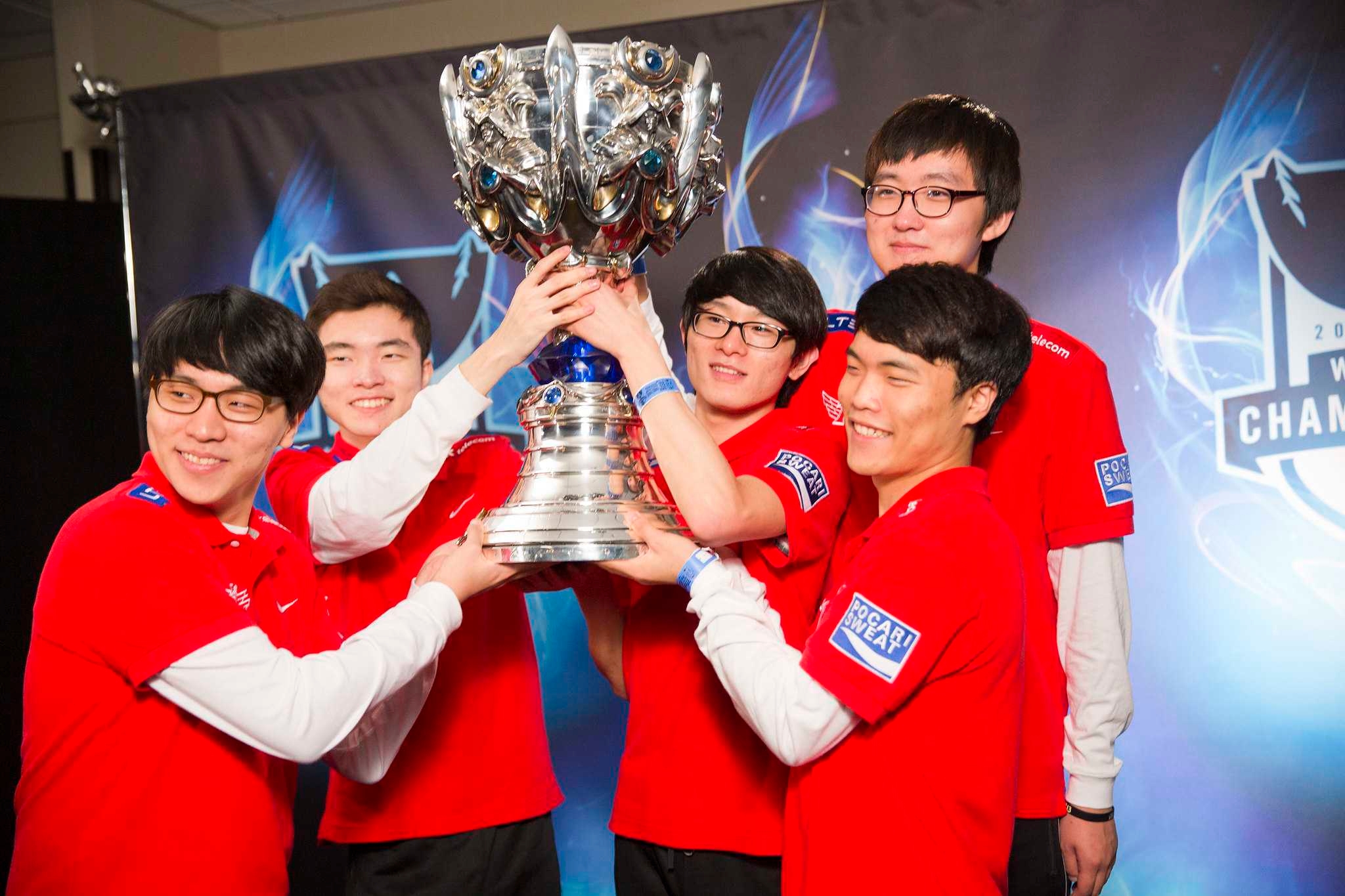 Full Opening Ceremony of League of Legends Season 4 World Championship 2014  in Seoul, South Korea! 