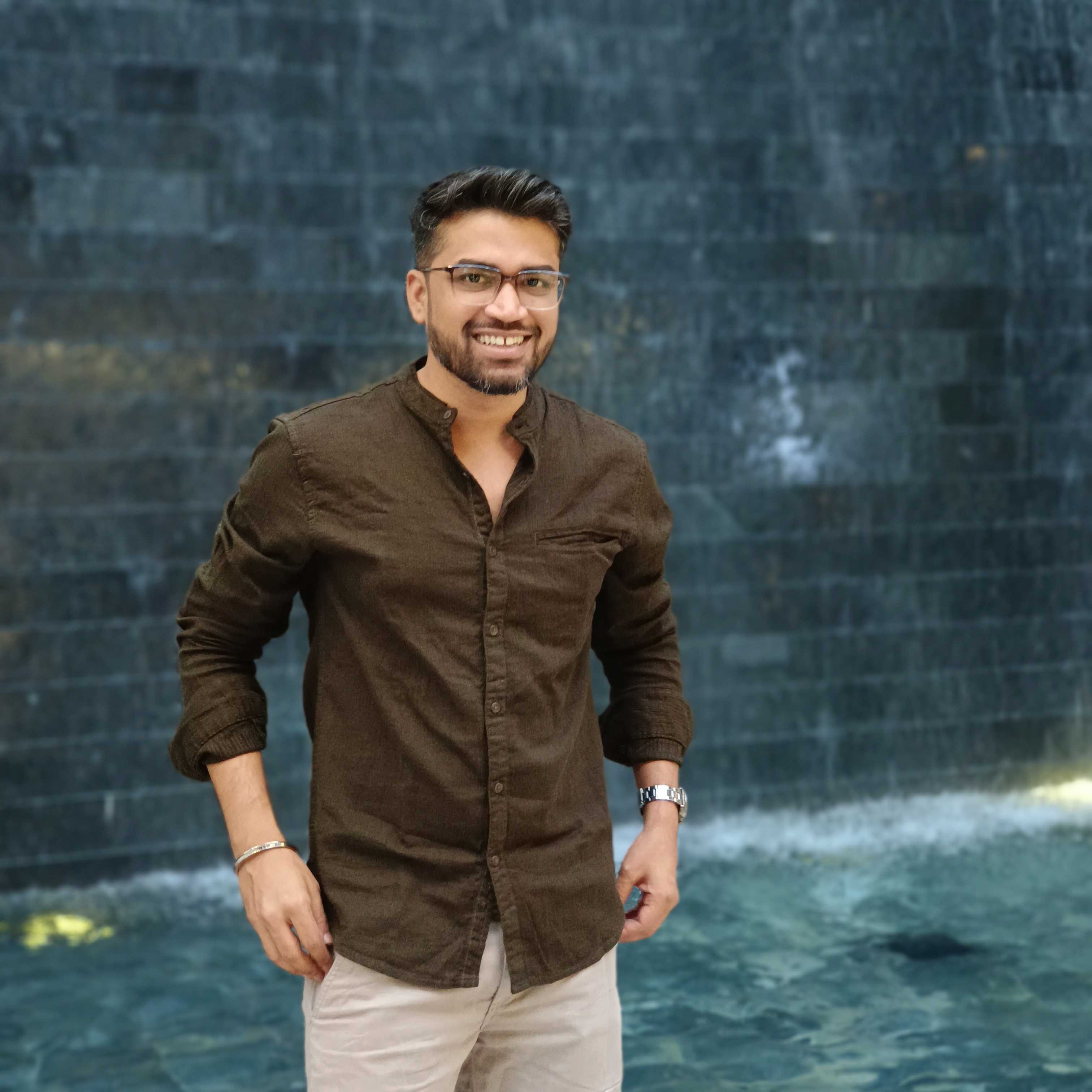 aniket-shikhare.jpg